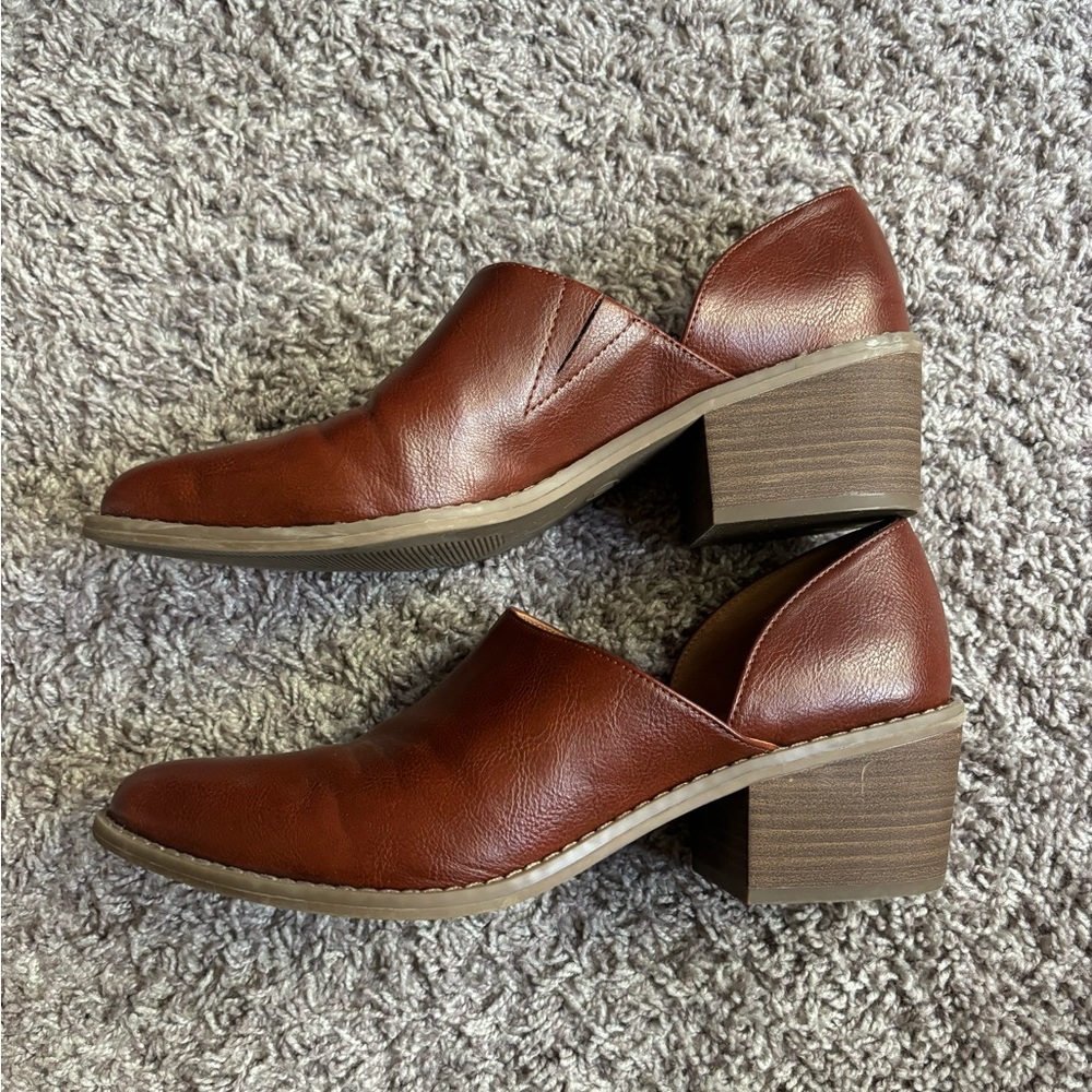Brown leather dress shoes size 11